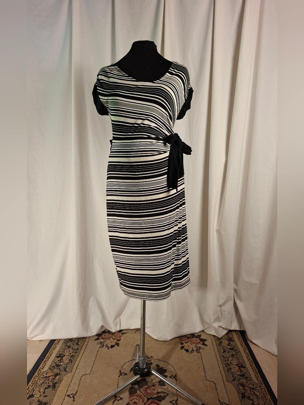 Lot of 5 Maternity Dresses